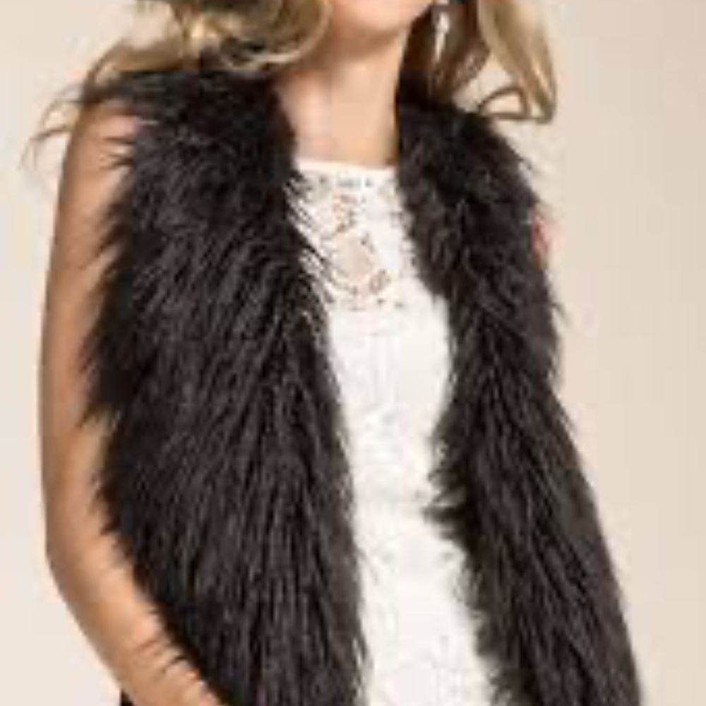 Cabi Infinite Faux Fur Vest - Black - Size XS